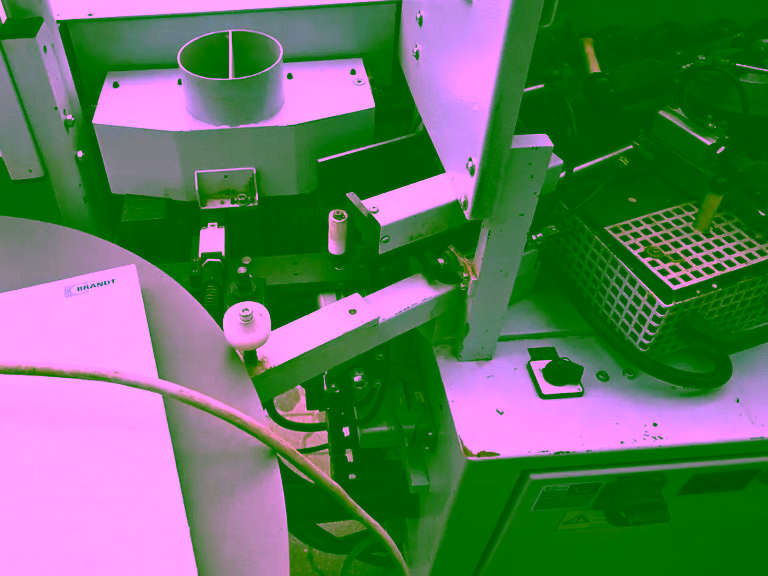 Pre-milling and gluing area with the glue pot