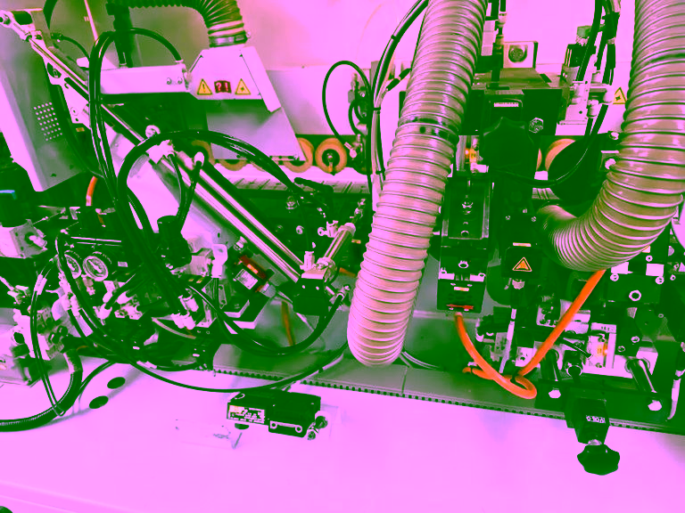 Processing units with pneumatic regulators